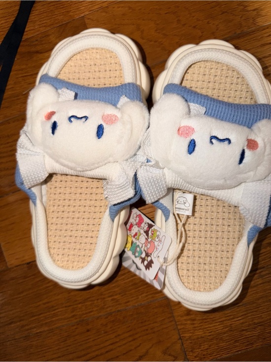 Other - Kids Lightweight White Bubble-Soled Sneakers